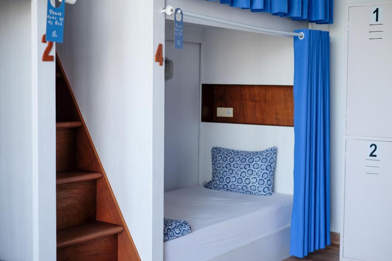 Dip & Doze Living Hostel Canggu Buitenkant foto