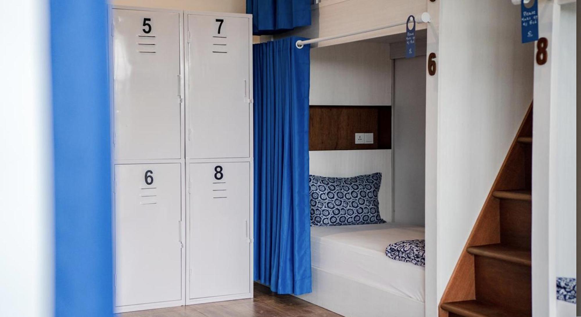Dip & Doze Living Hostel Canggu Buitenkant foto